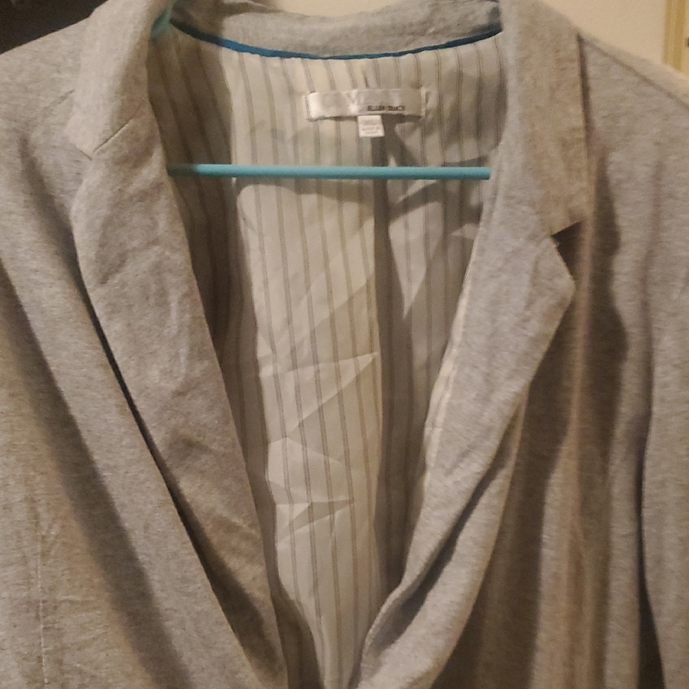 Ellen Tracy Striped Lining Blazer